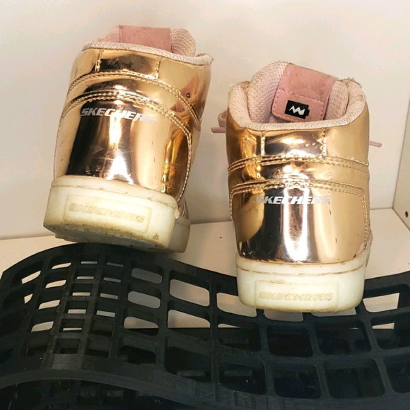 Rose gold light up sketchers size 13 - Picture 5 of 6